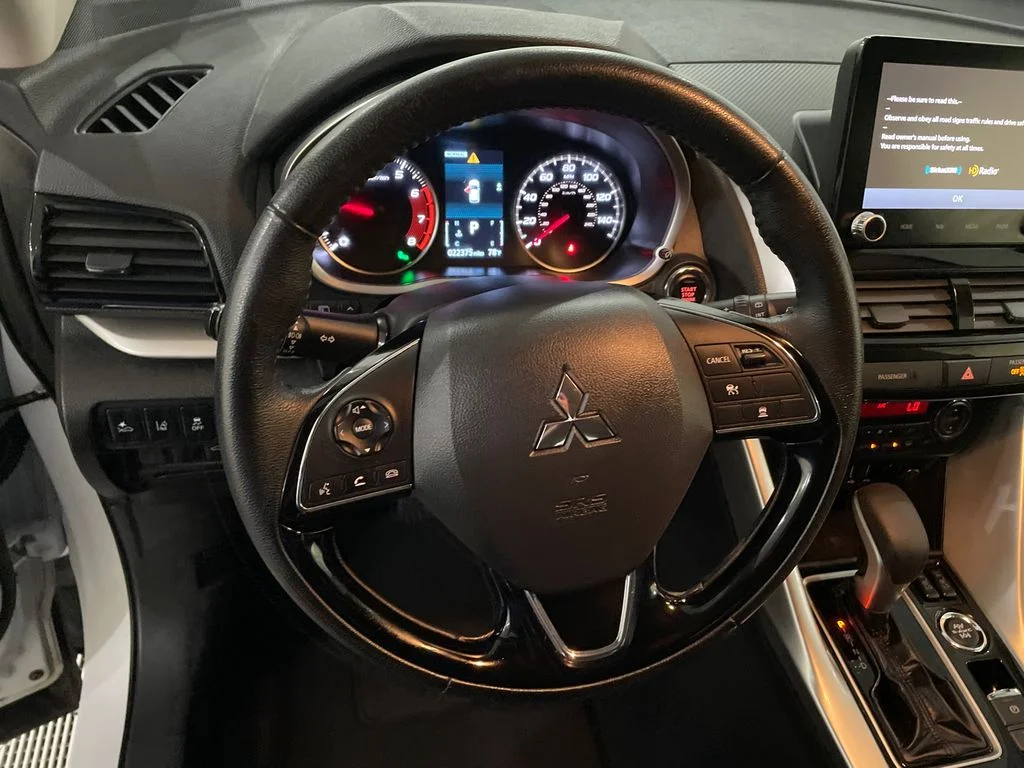 Used 2024 White Diamond Mitsubishi SE image 14