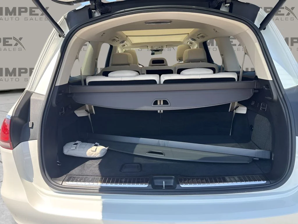 Used 2021  Mercedes-Benz GLS 580 image 29