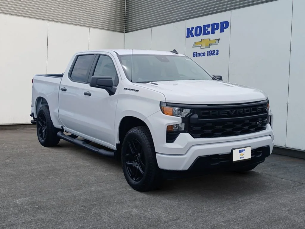 New 2026 Summit White Chevrolet Custom image 7