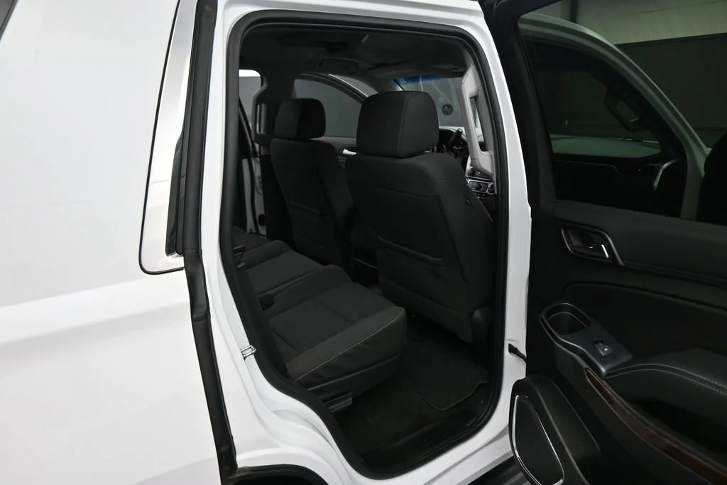 Used 2018 White Chevrolet LS image 41