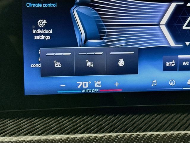 Used 2024 White Metallic BMW M60i image 21