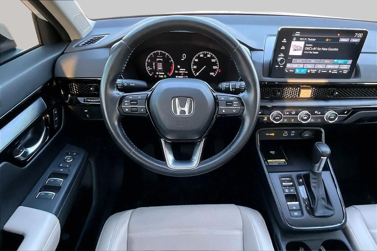 Certified Used 2024 Platinum White Pearl Honda 1.5T AWD EX-L image 6