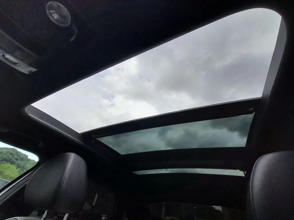 Used 2025 White Kia GT-Line image 30