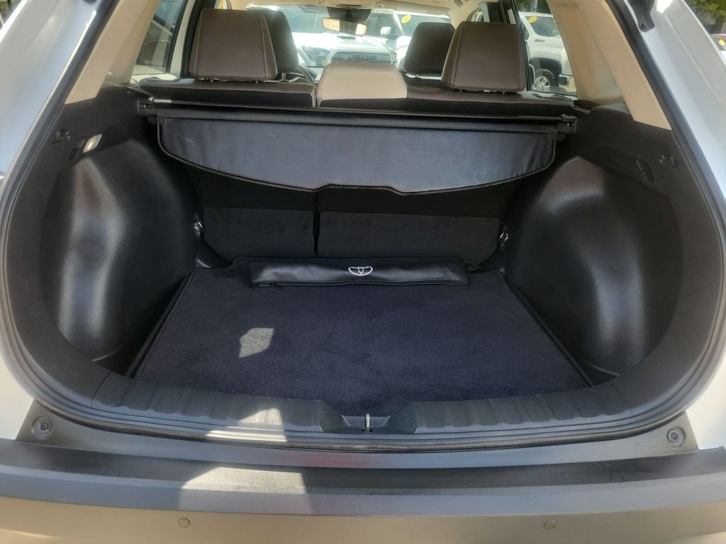 Certified Used 2023 Beige Toyota XLE image 33