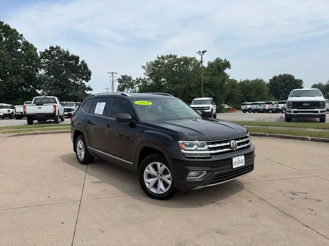 Used 2018  Volkswagen SEL image 7