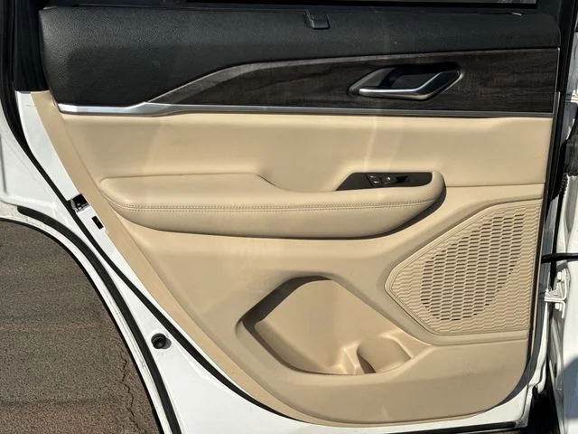 Used 2023 White Jeep Limited image 19