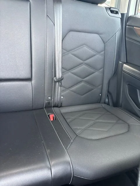 2024 Volkswagen Atlas SE w/Tech - Photo 25