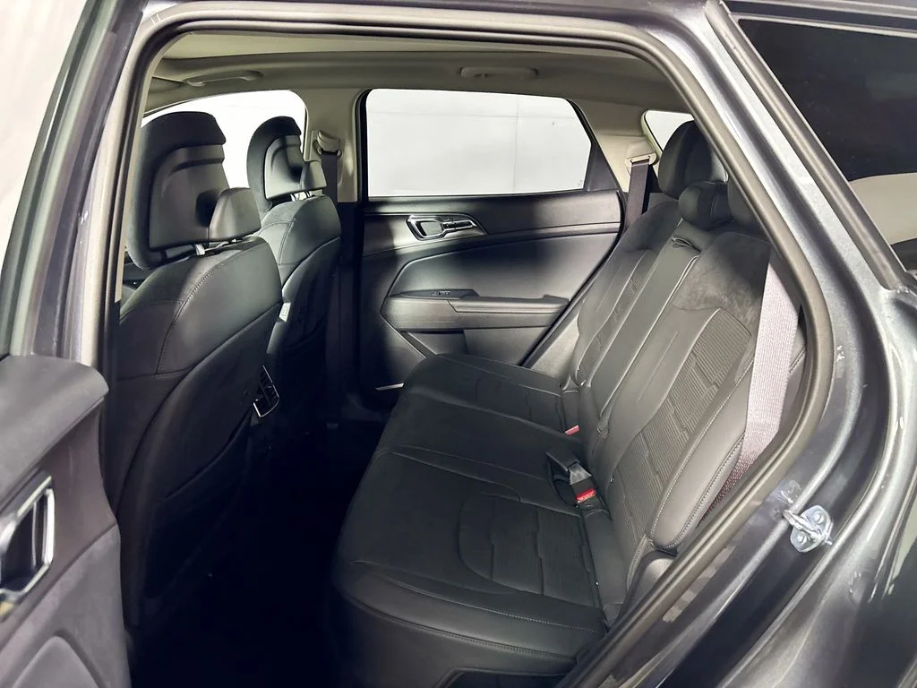 New 2026 Gravity Gray Kia SX Prestige image 21
