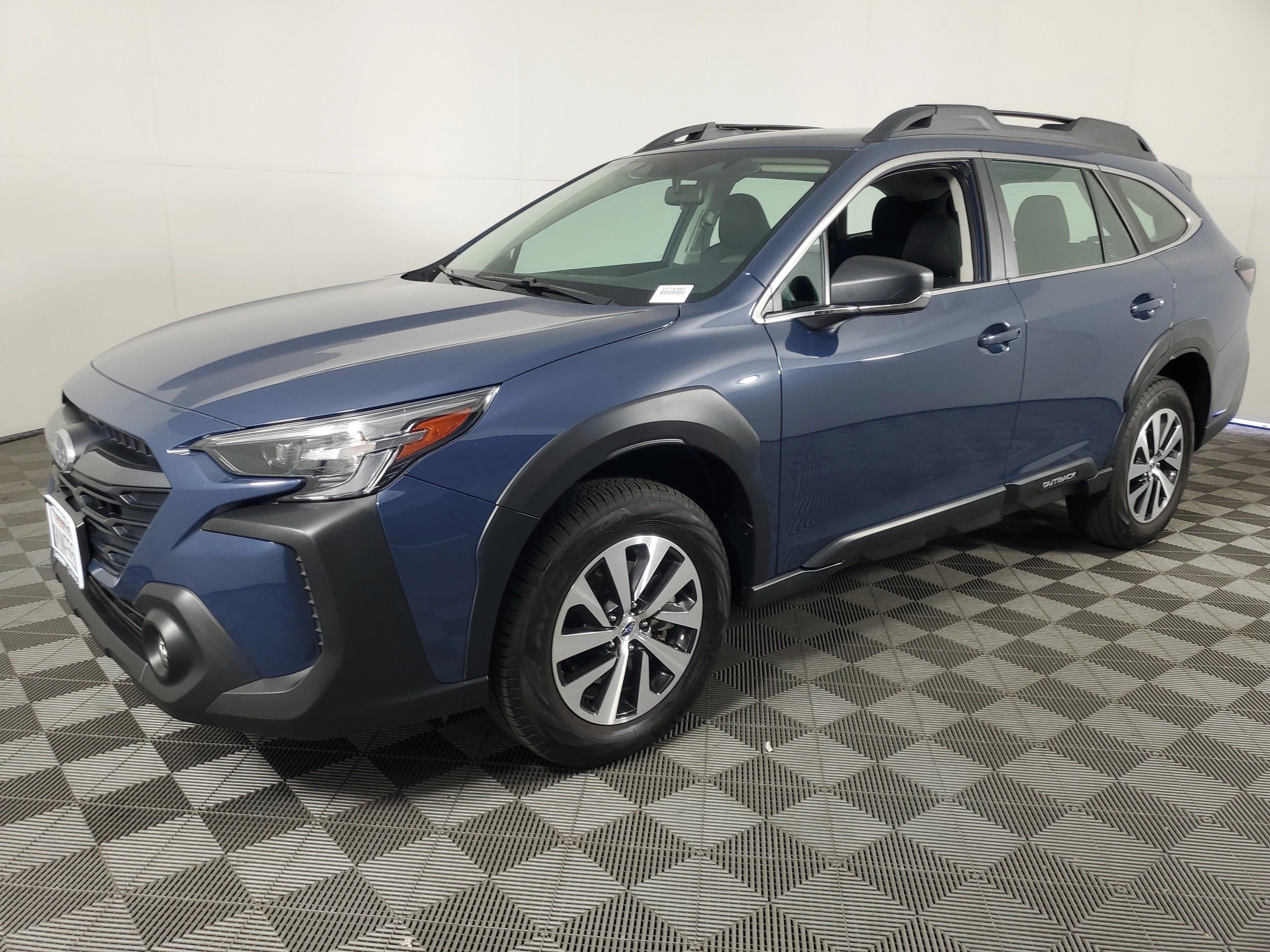 Used 2025 Cosmic Blue Pearl Subaru 2.5i image 8
