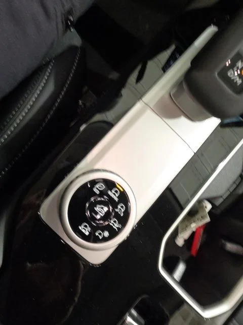 2026 Mitsubishi Outlander SE - Photo 14