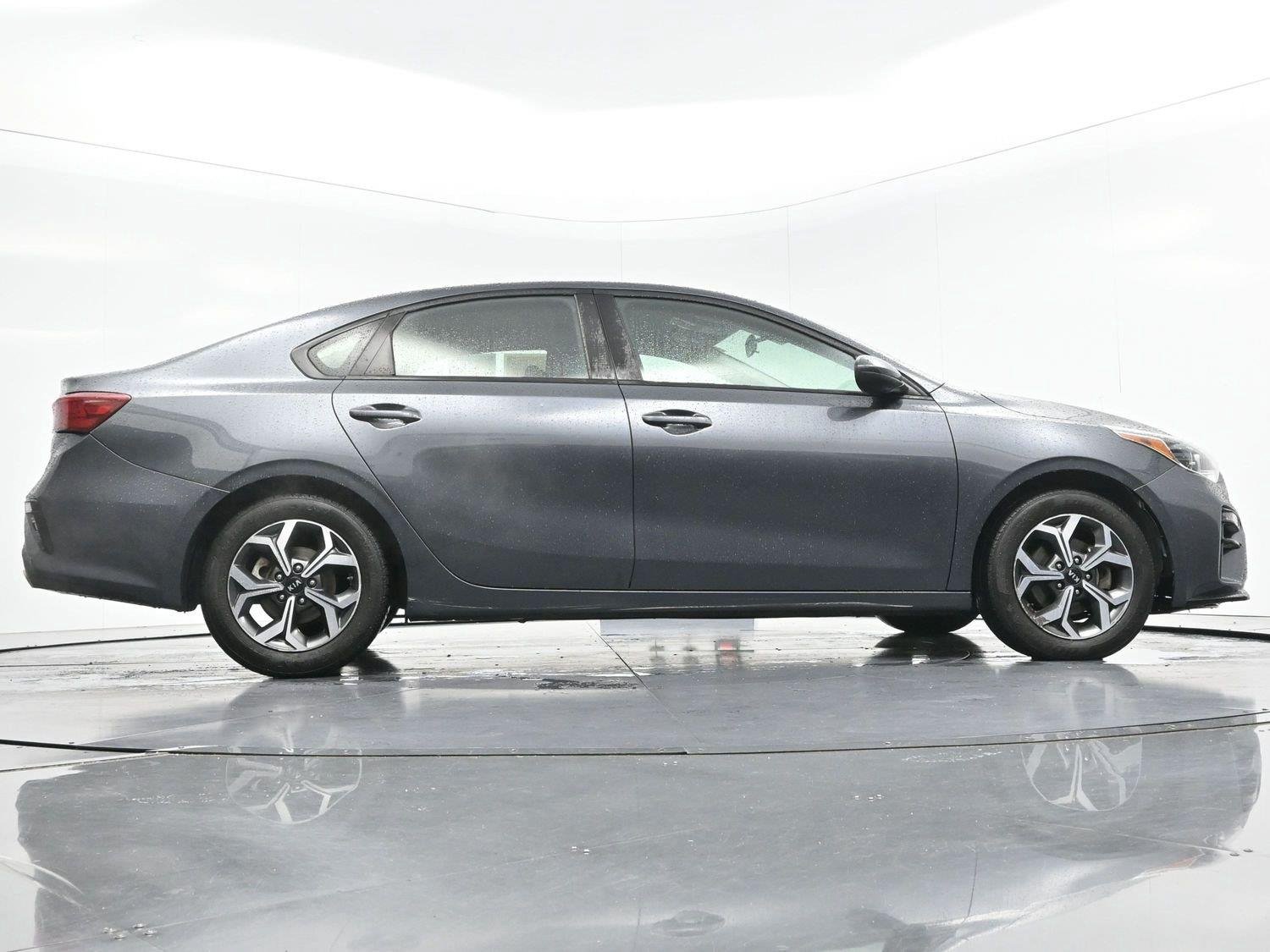 Used 2020 Gravity Gray Kia LXS image 44