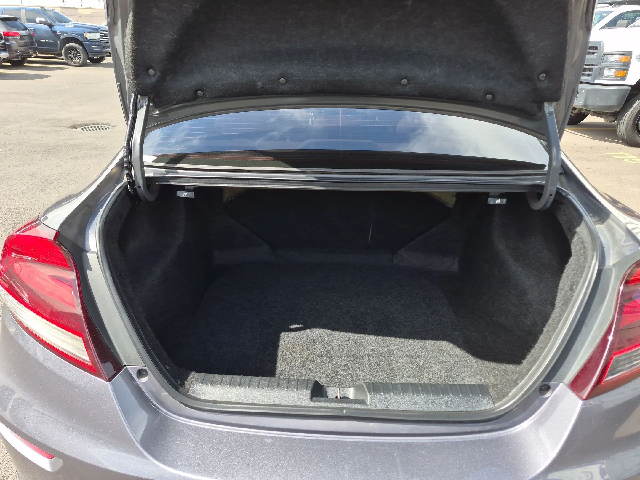 Used 2014 Modern Steel Metallic Honda EX image 32