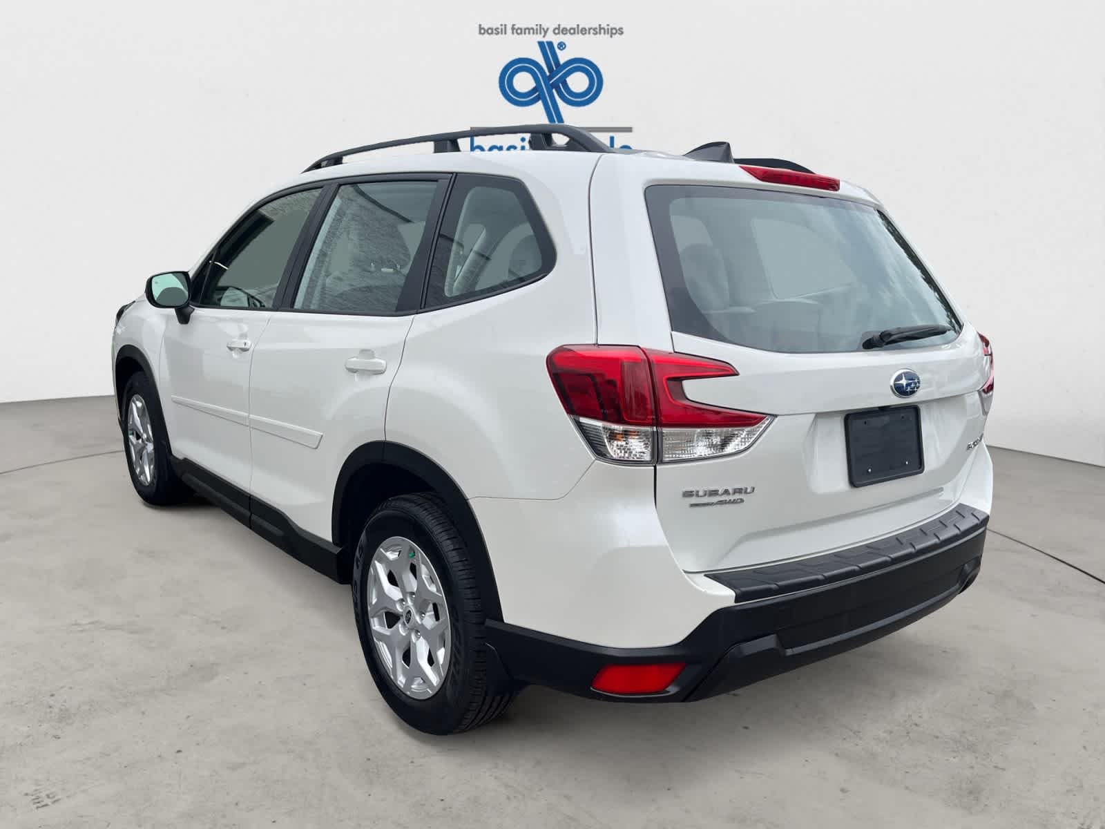 Used 2024 Crystal White Pearl Subaru  image 3