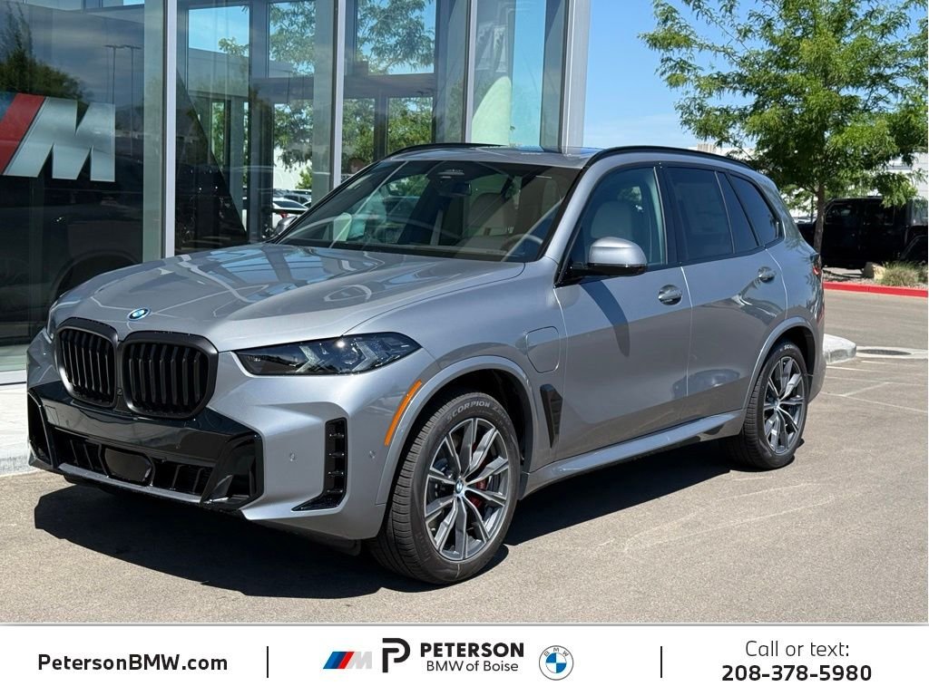 2026 BMW X5 xDrive50e's photo