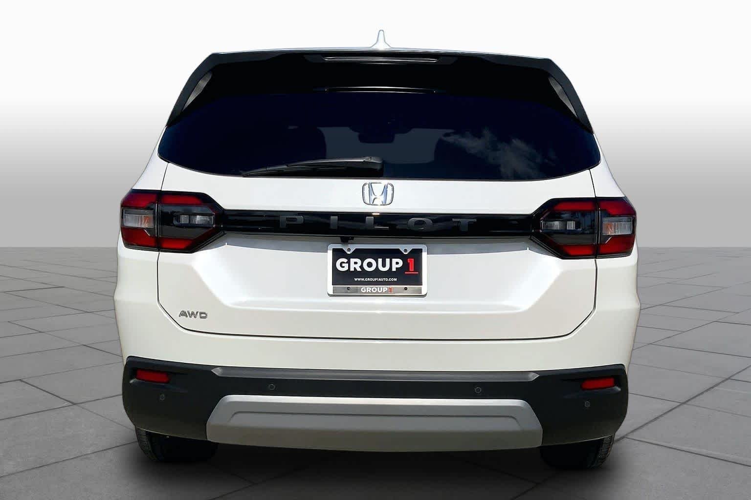 Used 2025 Platinum White Pearl Honda EX-L image 5