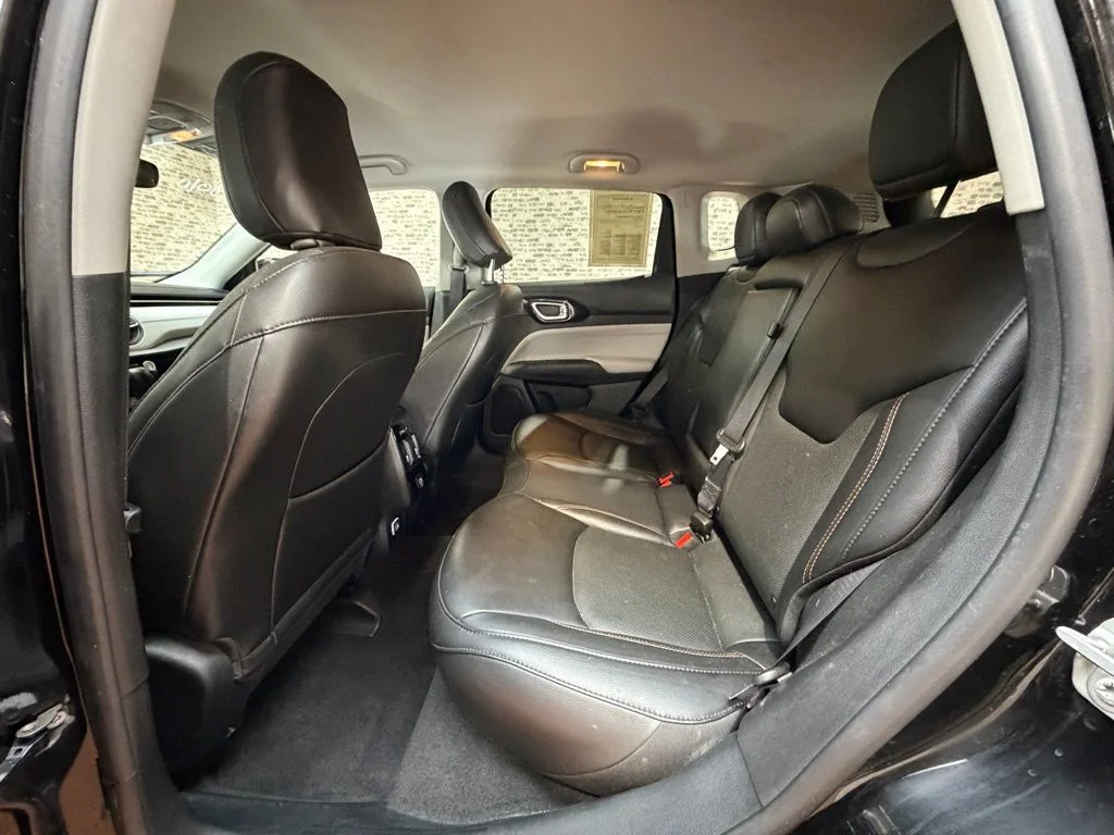 Used 2022 Black Jeep Limited image 14