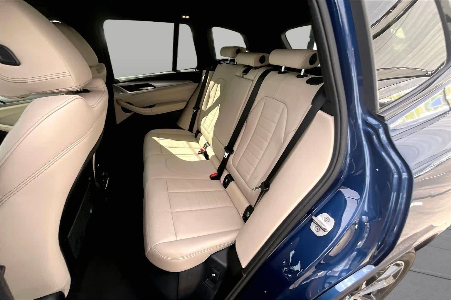Used 2021 Phytonic Blue Metallic BMW sDrive30i image 21