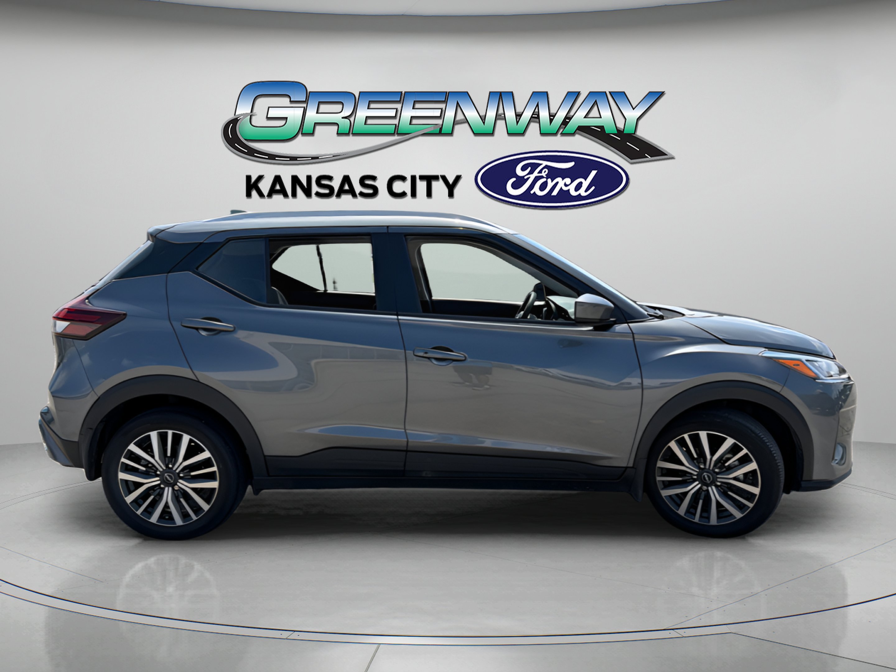Used 2024 Gun Metallic Nissan SV image 9