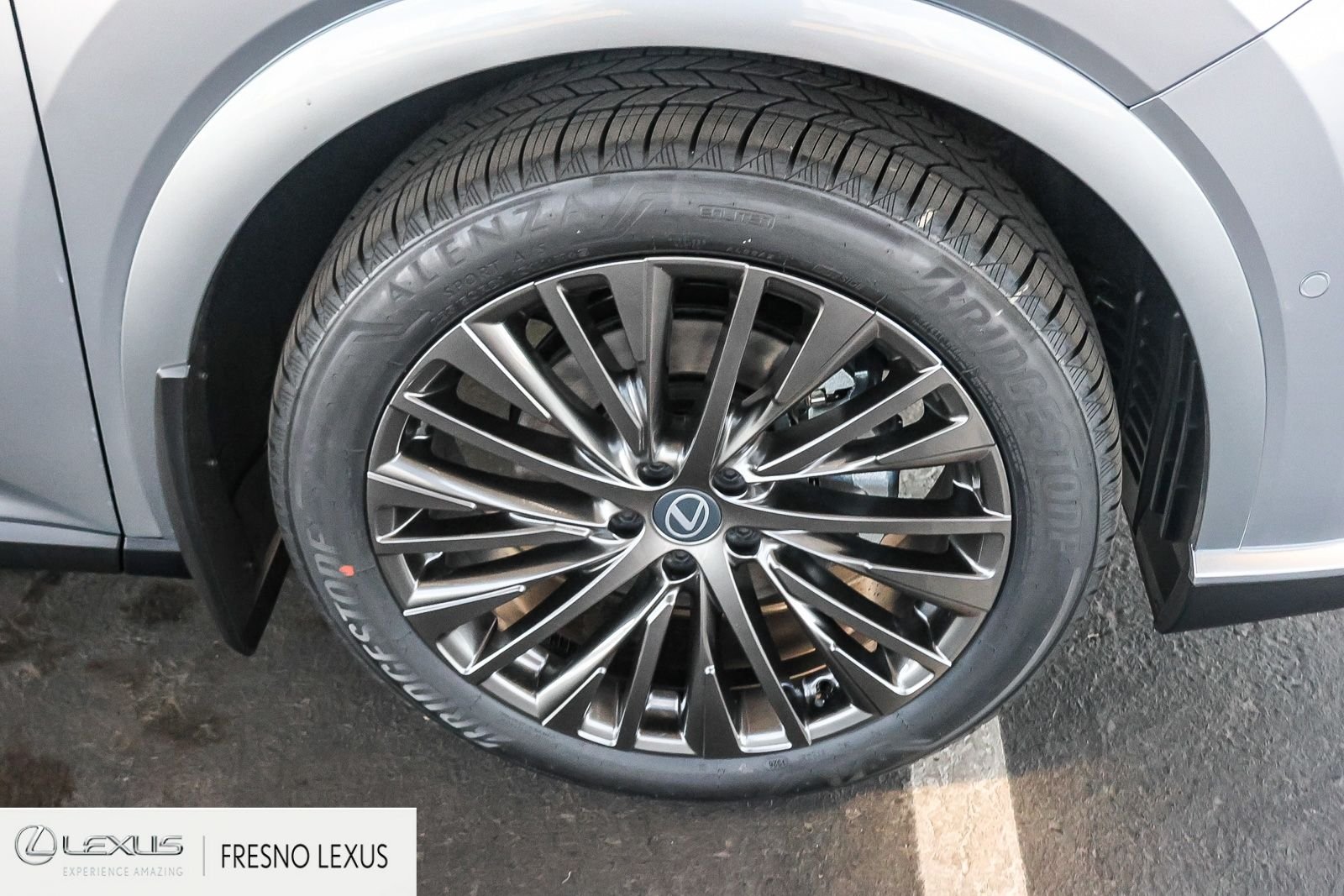 New 2026 Iridium Lexus RX 350h LUXURY AWD image 9