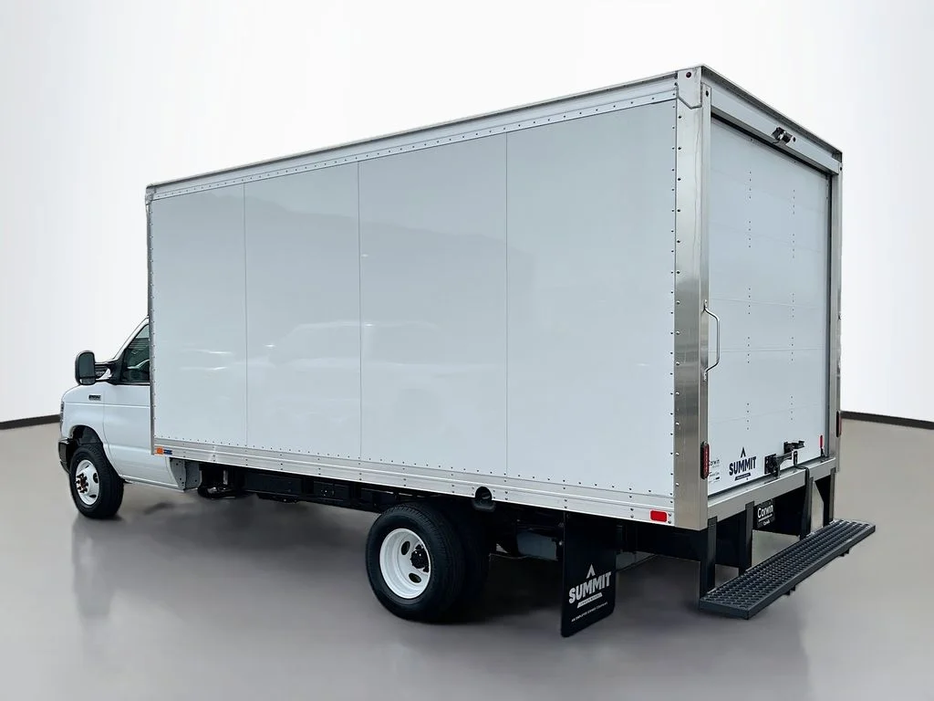 New 2027 Oxford White Ford Base image 10