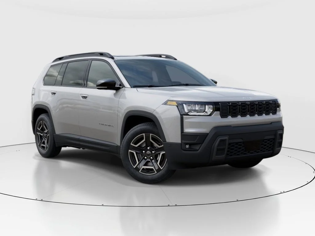New 2026 Silver Zynith Clear-Coat Exterior Paint Jeep Limited image 6