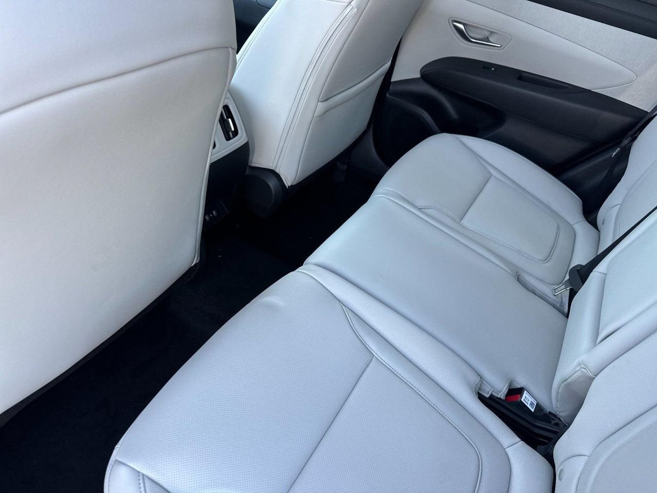 New 2026 Gray Hyundai SEL Premium FWD image 11
