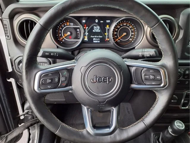 Used 2020 Gray Jeep Sport image 17
