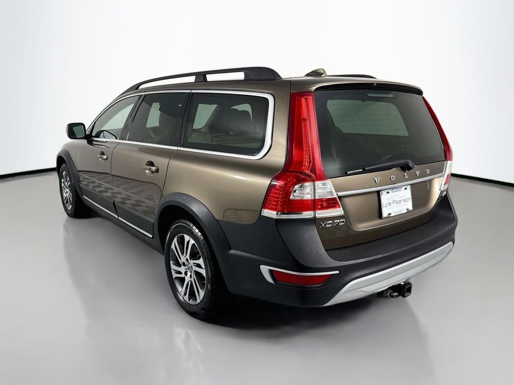 Used 2015 Blue Volvo 3.2 Premier image 3
