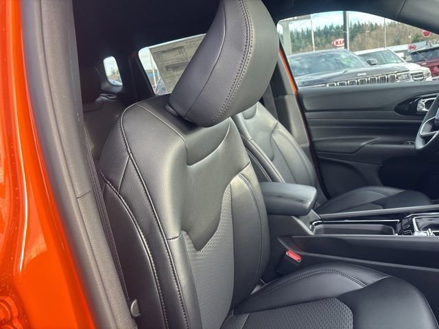 New 2026 Joose (DISC) Jeep Latitude Altitude image 9