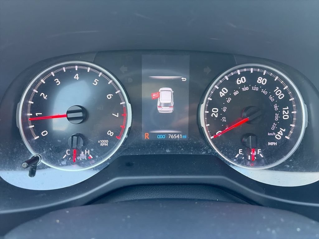 Used 2021  Toyota LE image 24