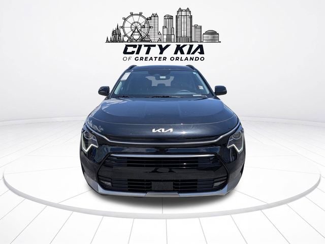 Used 2025 Black Kia EX Touring image 8