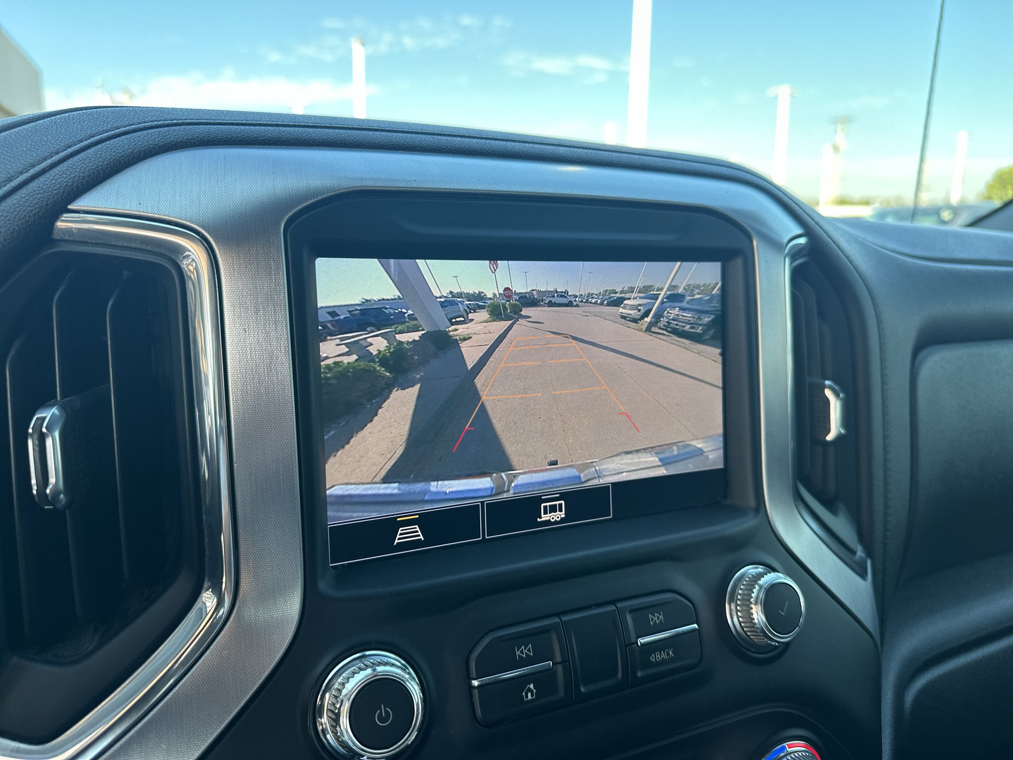 Used 2021 Quicksilver Metallic GMC Elevation image 23