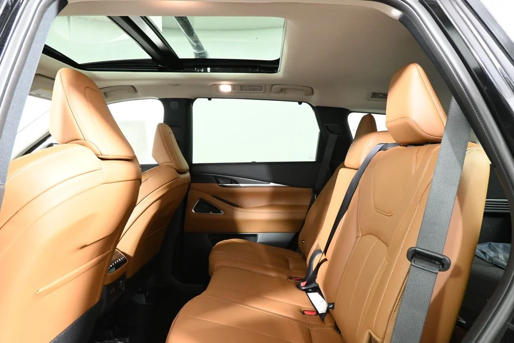 Used 2025 Black INFINITI Sensory image 27