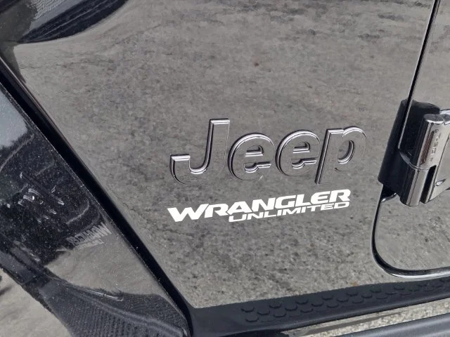 Certified Used 2022 Black Jeep Unlimited Sahara High Altitude image 11
