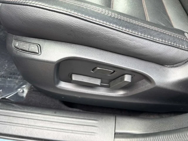 Used 2019 Blue Mazda Grand Touring image 27