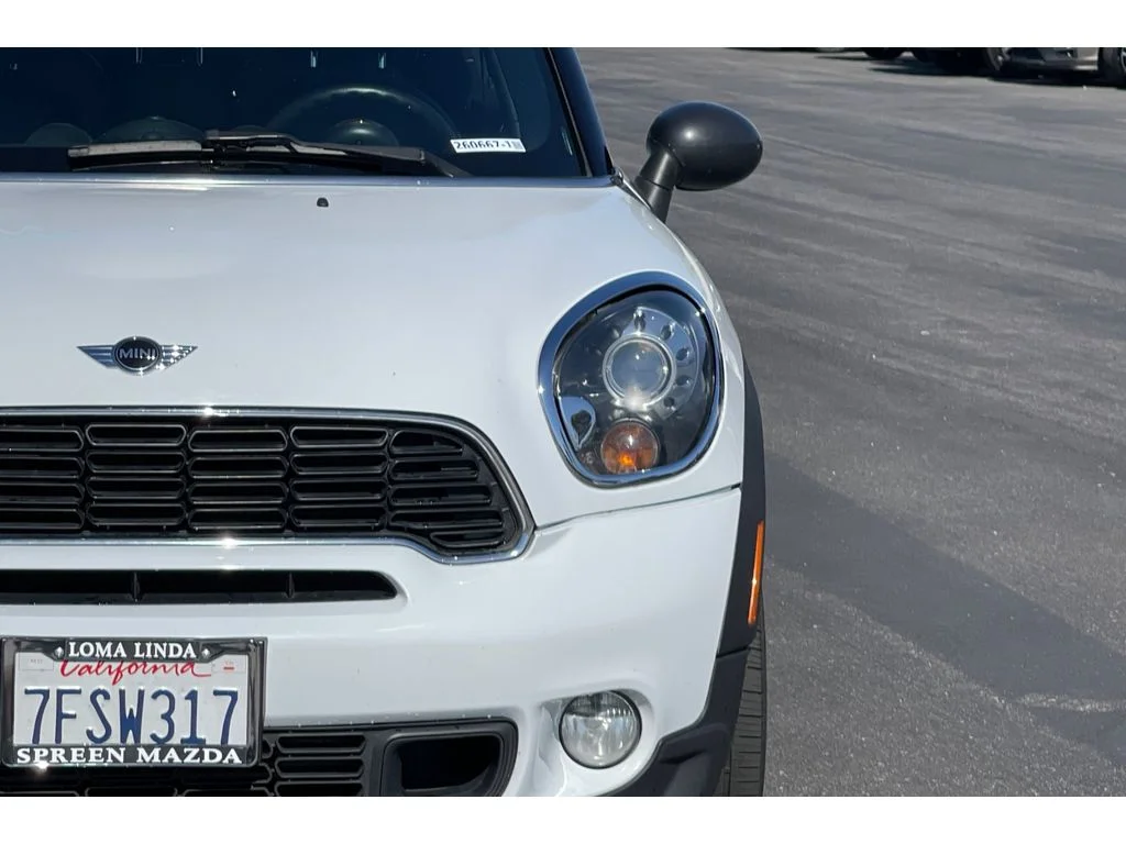 Used 2014 Light White MINI S image 18