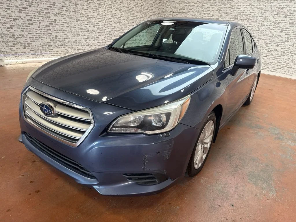 Used 2015 Twilight Blue Metallic Subaru 2.5i image 3