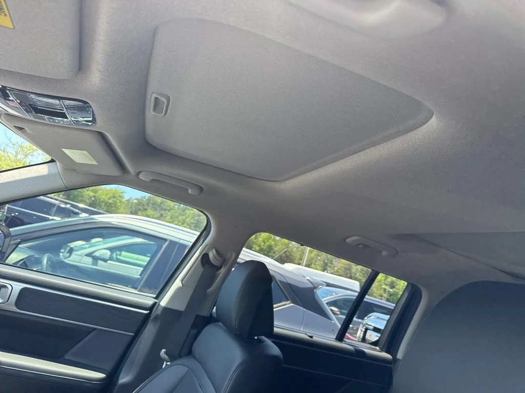 Used 2024 Silver Hyundai Limited image 4
