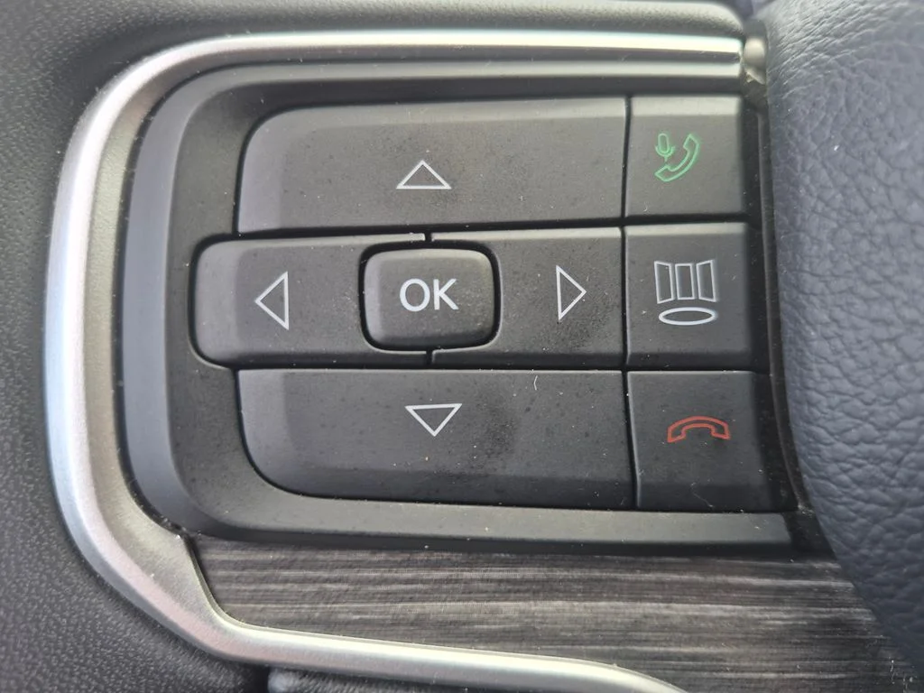 Used 2024 White Jeep Series II image 24