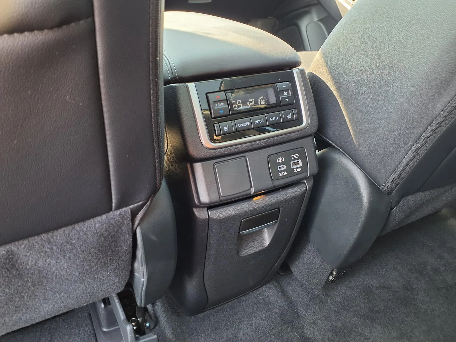 Used 2025  SUBARU UTILITY image 25