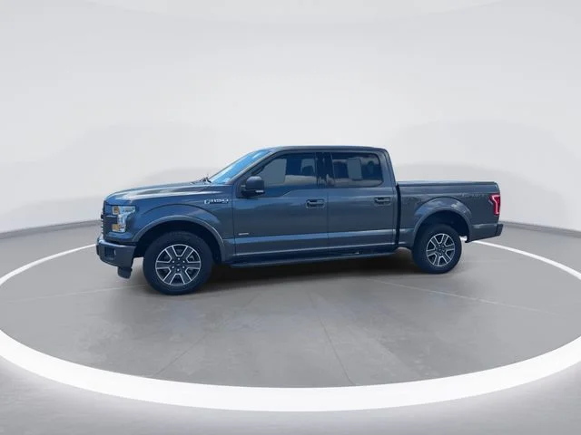Used 2016 Gray Ford XLT image 4