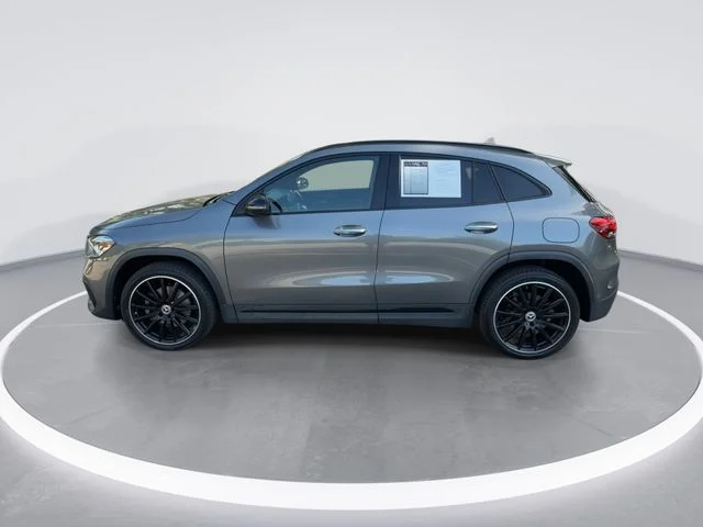 Used 2023  Mercedes-Benz GLA 250 image 5