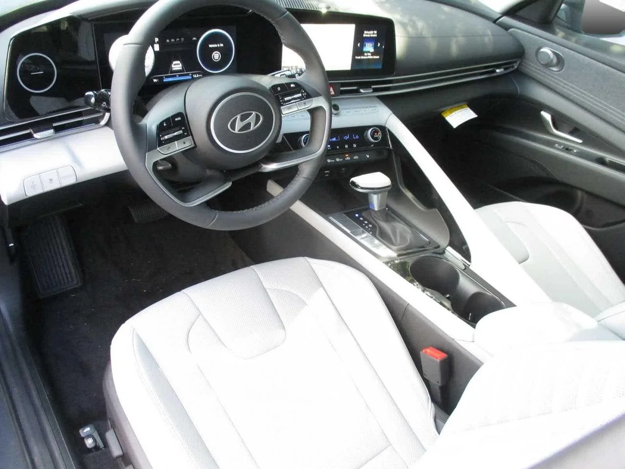 New 2025 Gray Hyundai Limited image 9