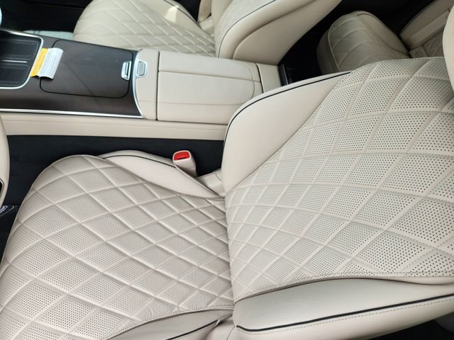 New 2027 Black Mercedes-Benz S 580 image 8