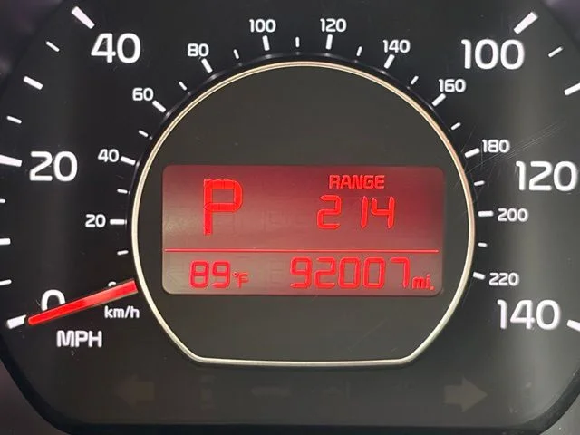 Used 2018 Silver Kia Base image 12