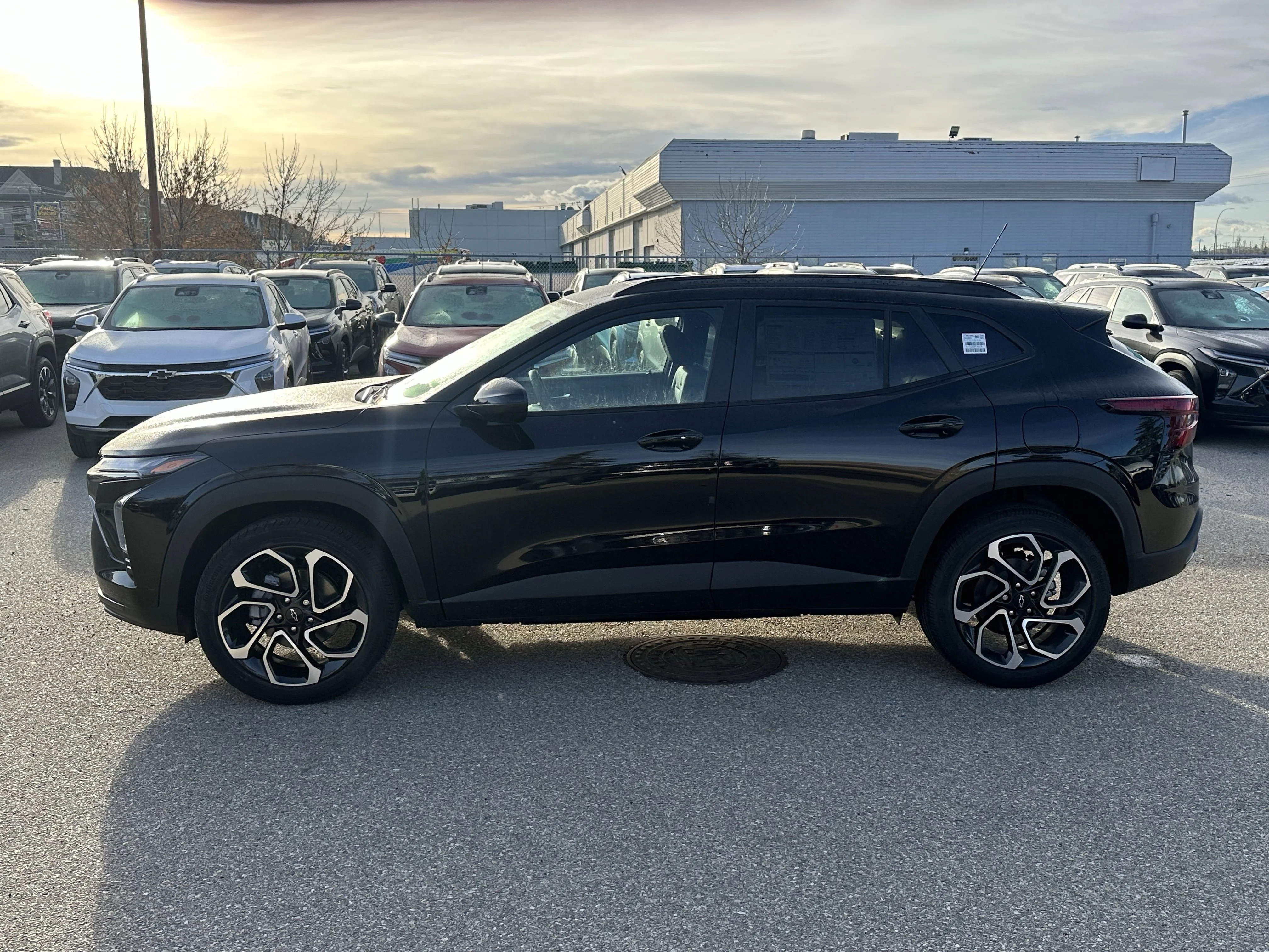 New 2026 Mosaic Black Metallic Chevrolet 2RS image 3
