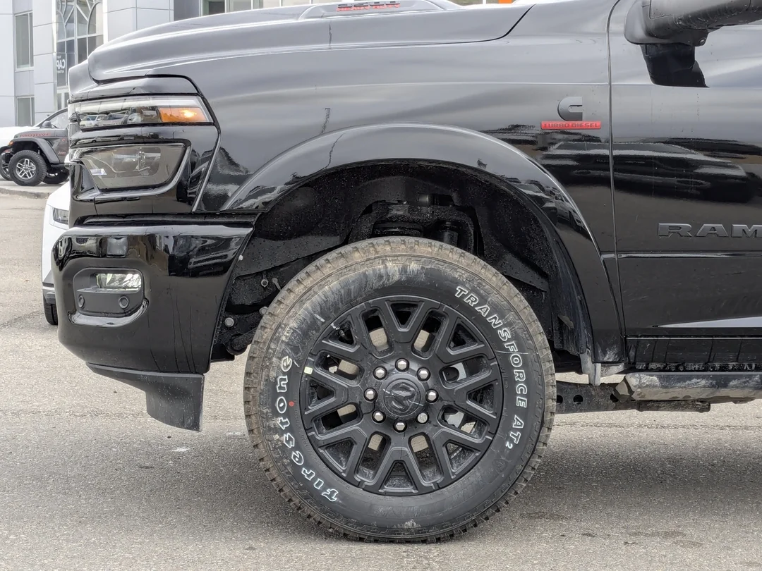 New 2026 Black RAM Limited - - 5th Wheel/Gooseneck Prep - 360 Cameras - Sunroof & More! image 9