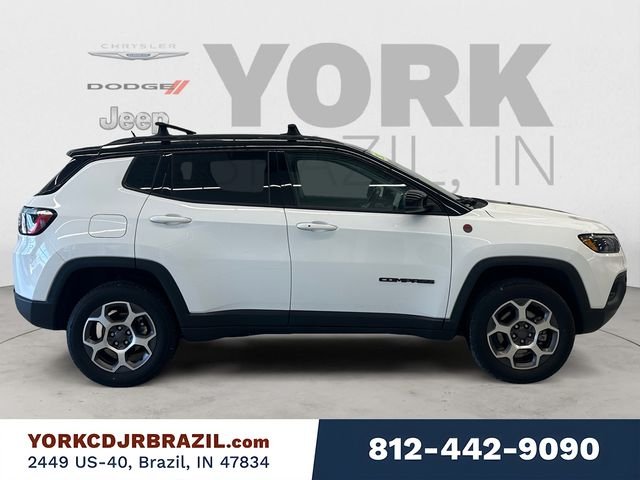 Used 2022 White Jeep Trailhawk image 6