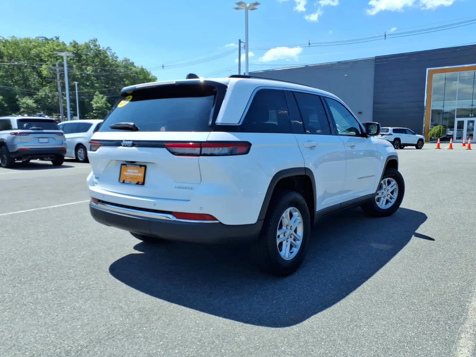 Certified Used 2023 Bright White Clearcoat Jeep Laredo image 7