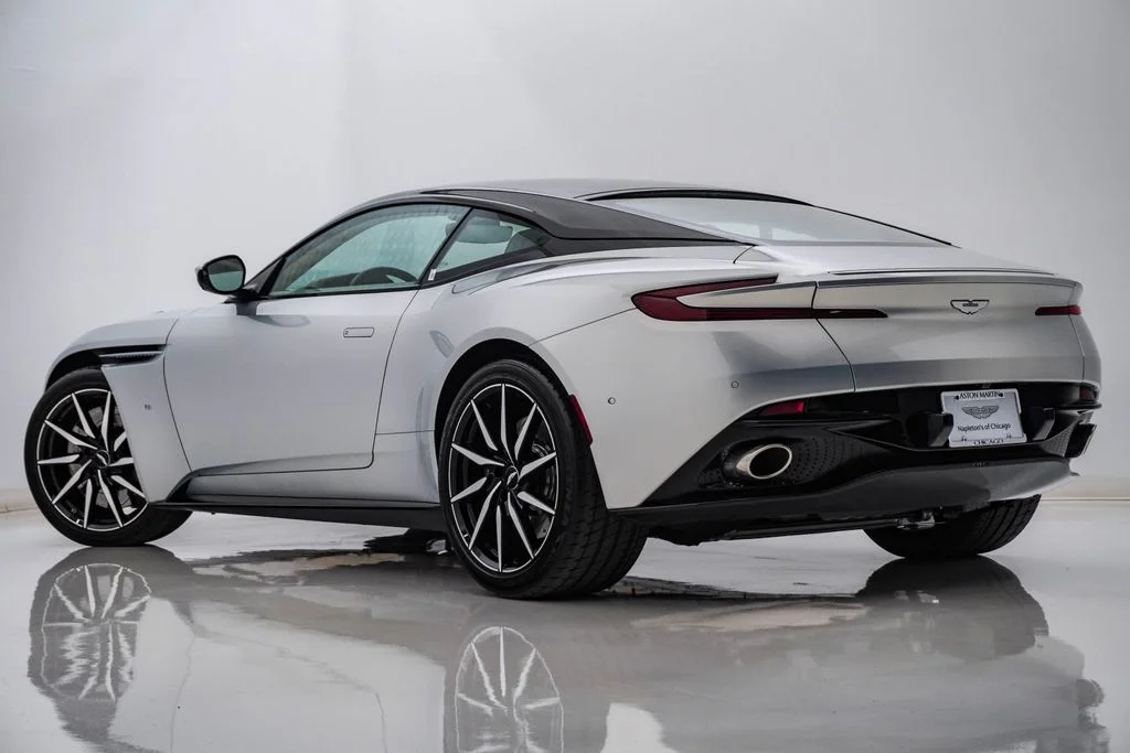 Used 2017 Lightning Silver Aston Martin Launch Edition image 8
